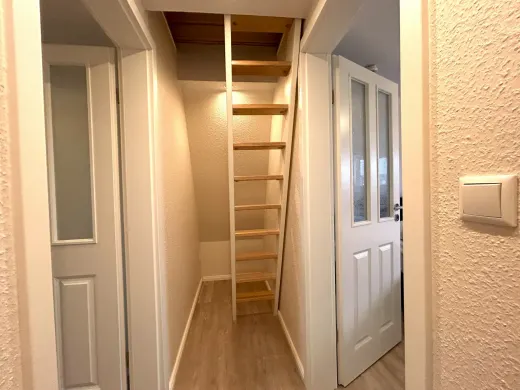 Dachtreppe zum Spitzboden