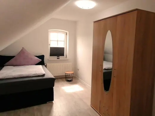 Schlafzimmer 2